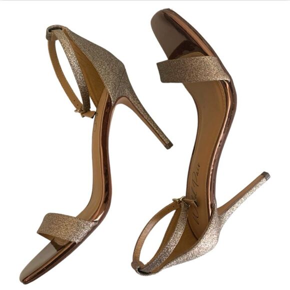 Wild Pair Sandals - Picture 7 of 8